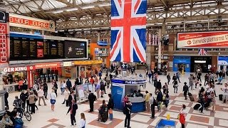 A Walk Through The London Victoria Station London England [upl. by Christiane]